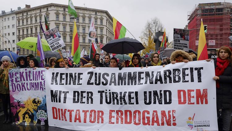 Kurdische Demonstration Anfang November in Berlin.