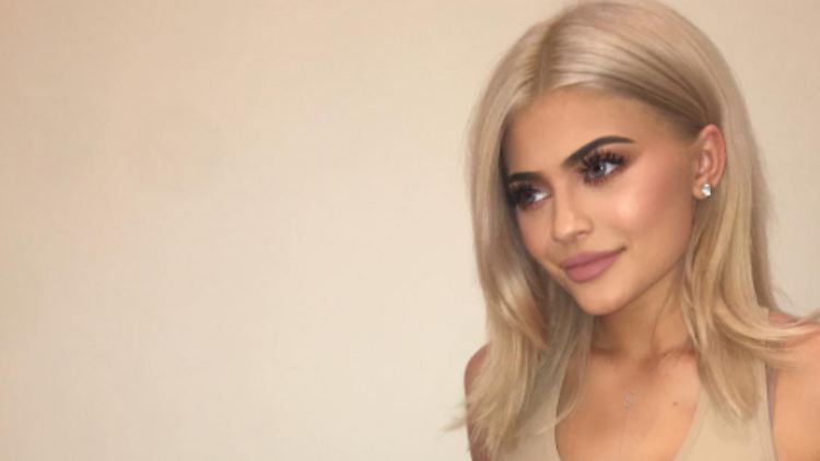 Auch als Blondine ein Hingucker: Kylie Jenner.