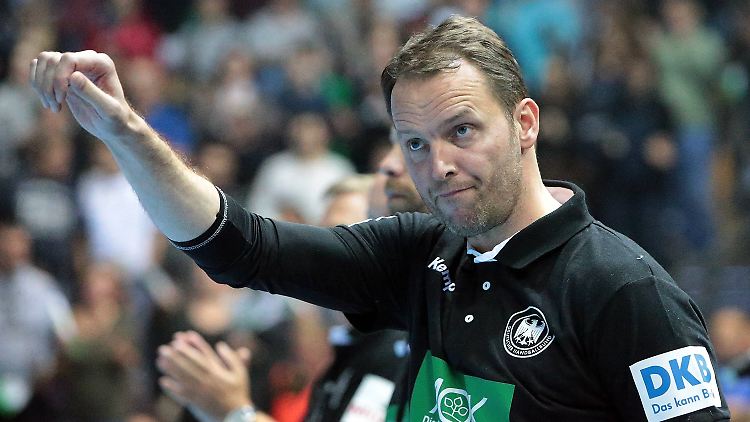 Dagur Sigurdsson wagt offenbar ein neues Abenteuer.