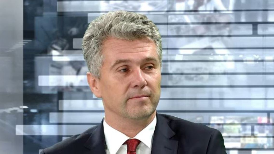 kirschbaum.JPG