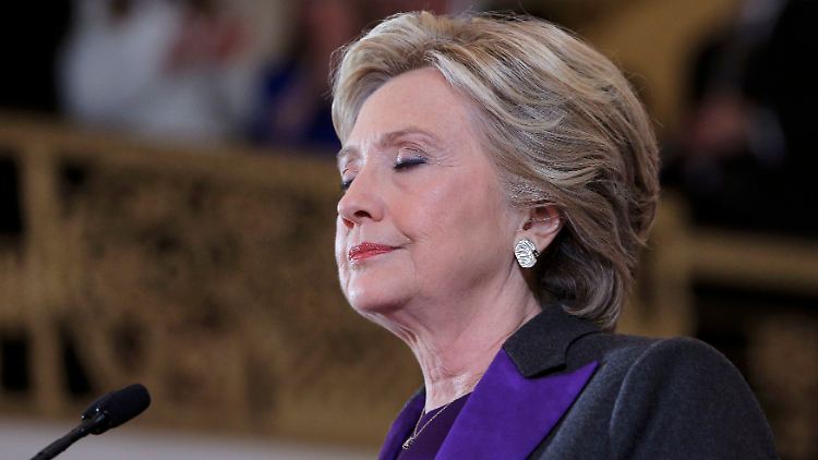 Hillary Clinton: "Diese Niederlage schmerzt, und das wird sie noch für eine lange Zeit."