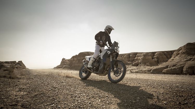 Mit der Studie T7 gibt Yamaha einen Ausblick auf die XTZ 660.