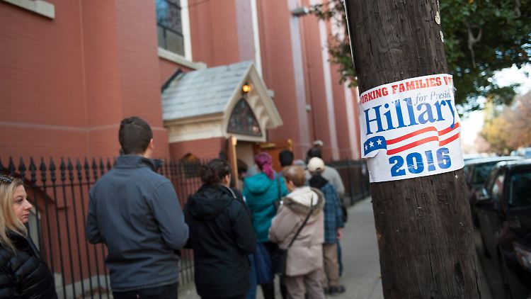 Wahllokal in Philadelphia. Junge US-Amerikaner haben überwiegend Clinton gewählt.