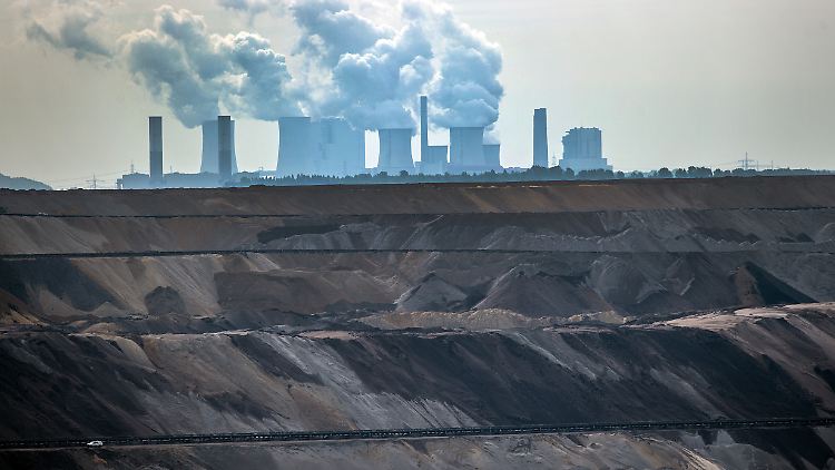 Der Klimaschutzplan soll Wege aufzeigen, um bis Mitte des Jahrhunderts wie zugesagt weitgehende Treibhausgasneutralität zu erreichen.