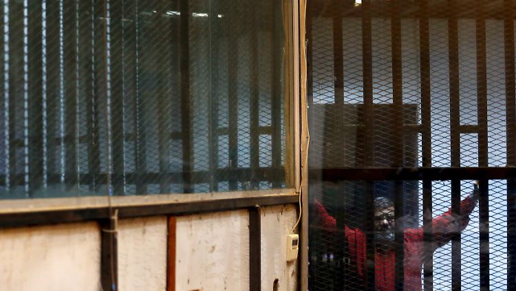 Mohammed Mursi sitzt seit seinem Sturz im Jahr 2013 in Ägypten in Haft.