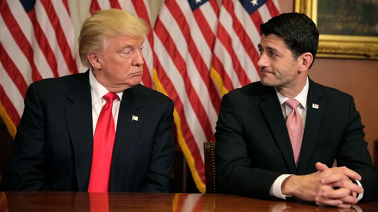 Der neue US-Präsident Donald Trump und der republikanische Sprecher des Repräsentantenhauses, Paul Ryan.