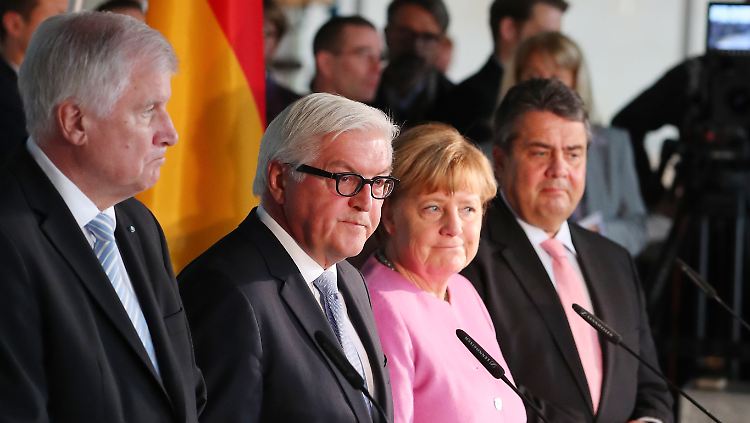 Seehofer, Steinmeier, Merkel und Gabriel im Reichstag.