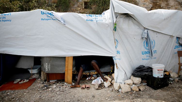 Eines der Zelte im Auffanglager "Souda" auf Chios vor den Ausschreitungen.