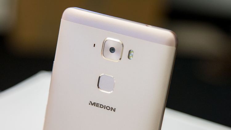 Das Medion X5520 sieht gut aus.
