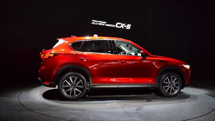 Nachgeschärft präsentiert sich die zweite Generation des Mazda CX-5 in Los Angeles und wagt sogar den Start mit einem Diesel.