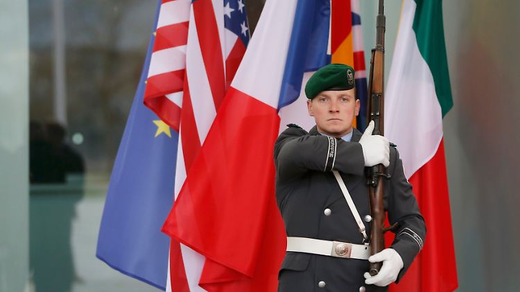 Hab Acht! Europa wartet auf Trump.