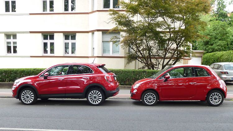 Die Fiat 500L und 500 gibt es in Italien künftig online zu kaufen.