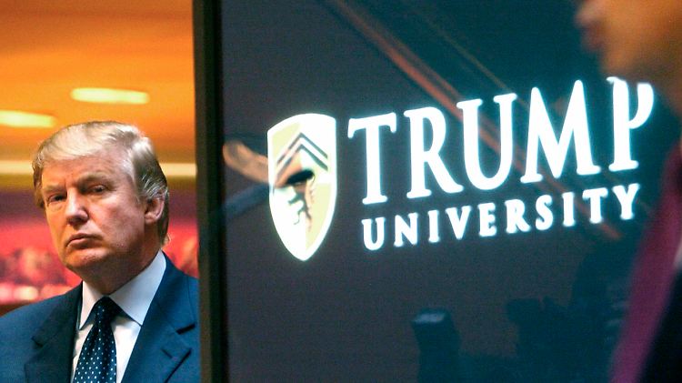 Donald Trump in seiner Einrichtung im Jahr 2005.