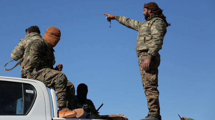 Die Offensive auf Rakka soll vor allem von kurdischen Kämpfern durchgeführt werden. 