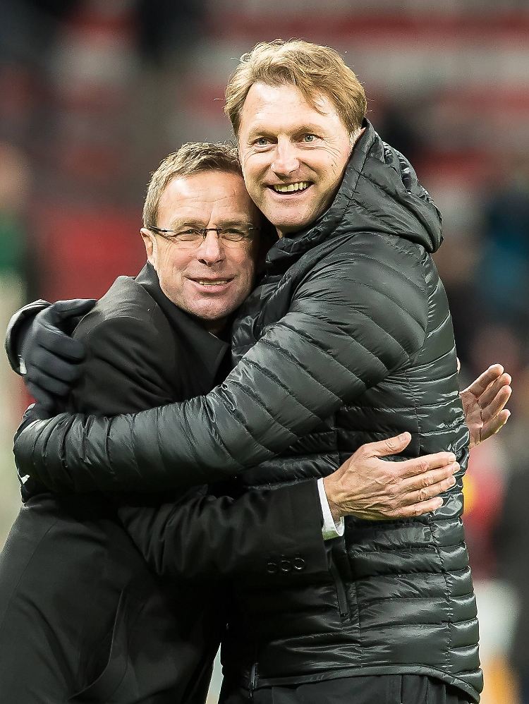Zwei im Glück: Leipzigs Sportdirektor Ralf Rangnick und Trainer Ralph Hasenhuettl.