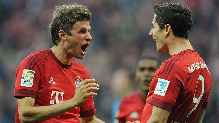 Klappt's heute: Thomas Müller und Robert Lewandowski.