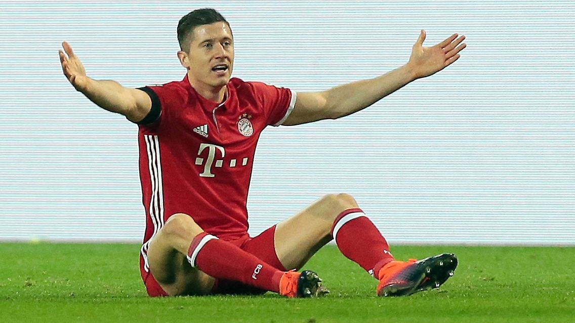 ... Robert Lewandowski überzeugt indes mit Bayern-Logik: "Wir haben es nicht verdient, hier keinen Punkt zu holen."