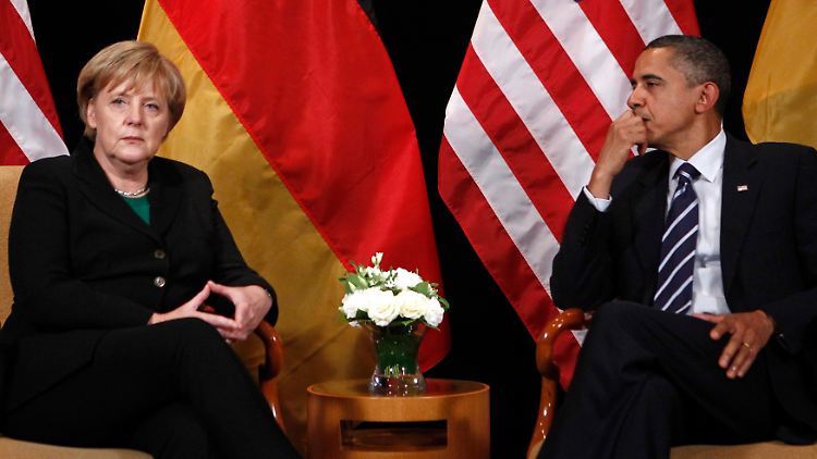 2010-11-11T091130Z_01_WHT853_RTRMDNP_3_OBAMA.JPG1796395645942137179.jpg