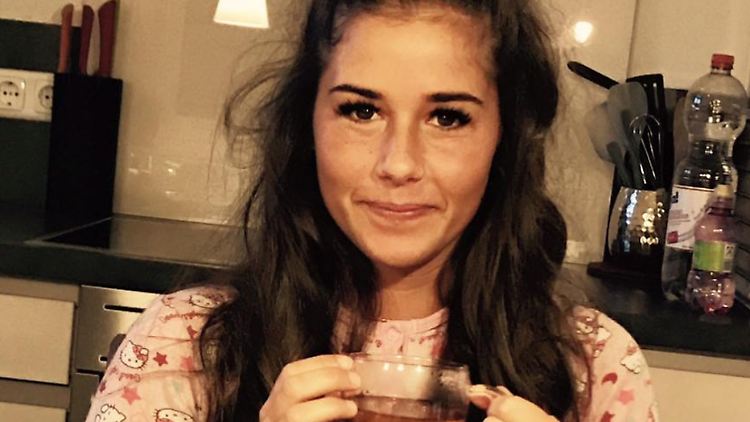 Sieht wirklich so aus, als könne sie kein (Tee-)Wässerchen trüben: Sarah Lombardi. 