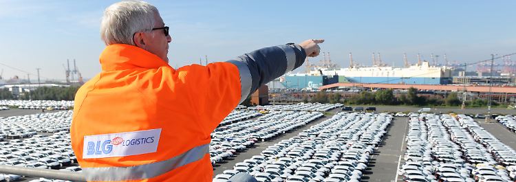 Autoverladeterminal in Bremerhaven: Der Marktzugang für deutsche Unternehmen in den USA und Großbritannien dürfte kaum einfacher werden in Zukunft.