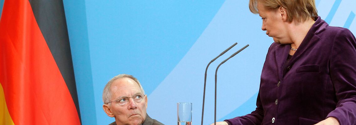 Eigentlich hielt Merkel immer zu Schäuble - will sie ihn jetzt ersetzen?