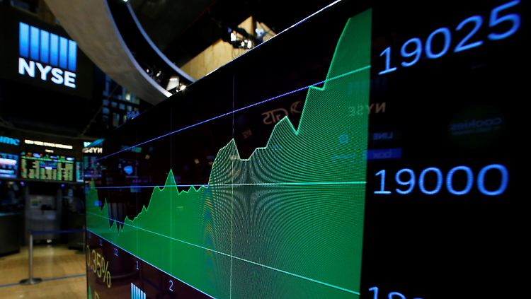 Die größten Hedgefonds lieben Aktien, auf die auch einfache Anleger kommen können.