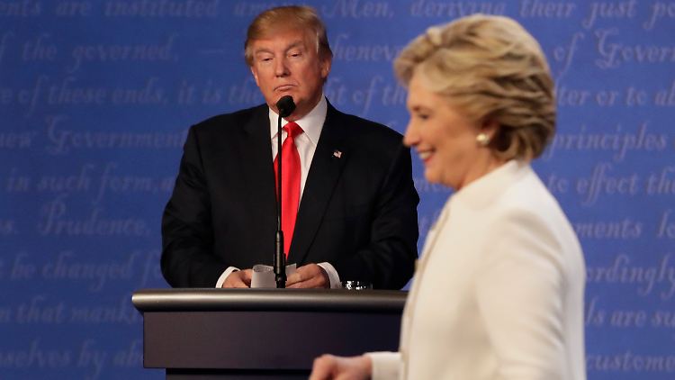Wer ist hier der Sieger? Klar, Donald Trump gewann die Wahl. Aber Hillary Clinton hatte mehr Stimmen.