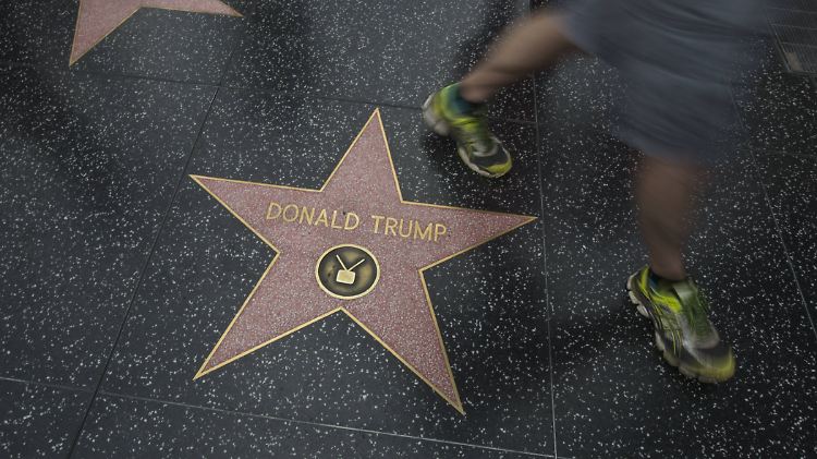 Wird fortan rund um die Uhr überwacht: Donald Trumps Stern auf dem Walk of Fame.