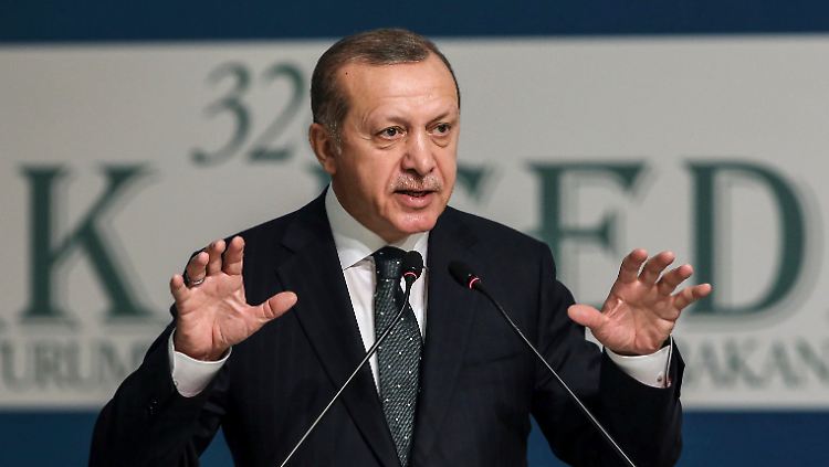 Der türkische Staatspräsident Recep Tayyip Erdogan hatte sich im Vorfeld bereits empört über die Abstimmung geäußert.