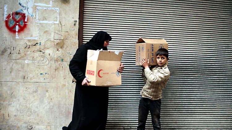 Die Lage der gut 275.000 Menschen in dem von Assad-Truppen umzingelten Gebiet ist laut UN dramatisch. 