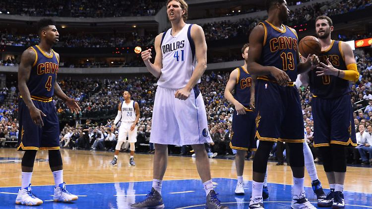 Nowitzki fordert nach der achten Niederlage mehr Einsatz.