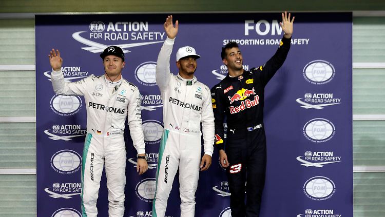 Lieferten sich über die ganze Saison ein Kopf-an-Kopf-Rennen: Nico Rosberg (l.) und Lewis Hamilton.