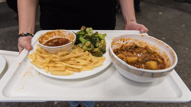 Sieht nicht besonders lecker aus, macht aber sicher satt und würde sonst im Müll landen.