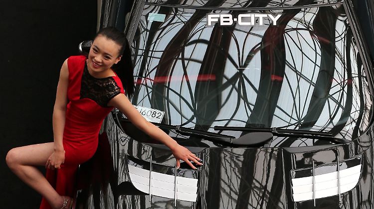 Deutsche Autobauer befürchten kaum Auswirkungen durch die Sondersteuer - ein Mercedes-Modell auf der Pekinger Dream Car Show 2015.