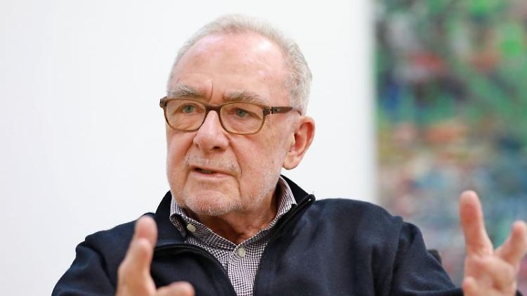Gerhard Richter ist mittlerweile 86 Jahre alt. Mehrere seiner Werke sind für zweistellige Millionenbeträge versteigert worden. 