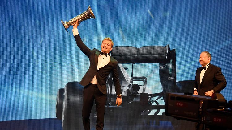 Rosberg bei der FIA-Preisverleihung in Wien.