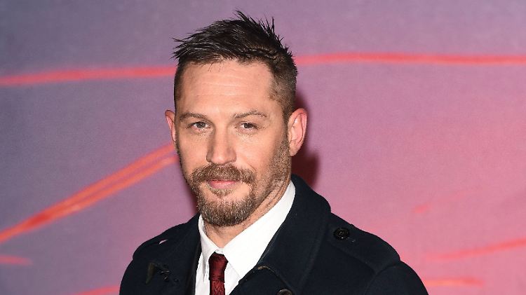 Tom Hardy soll in der Filmbiographie "Rocketman" die britische Pop-Legende verkörpern.