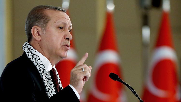 Erdogan baut seine Macht seit Jahren aus.