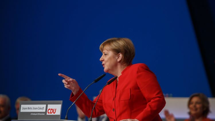 Merkel bedankt sich bei den vielen Ehrenamtlichen in Deutschland.