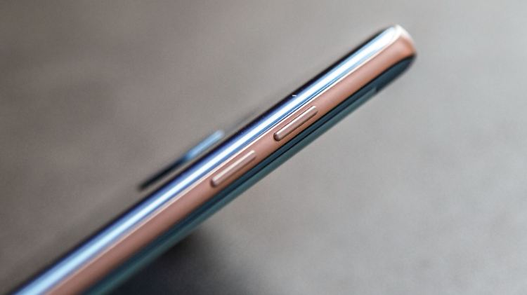 Front und Rücken aus Glas: Was beim Note 7 schick aussah, könnte auch beim S8 zum Einsatz kommen.