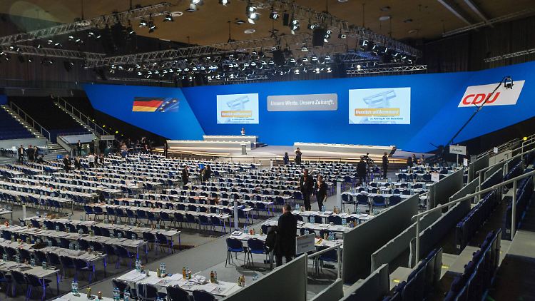 Gut 1000 Delegierte waren beim CDU-Parteitag: Allein mit den ausgetretenen Mitgliedern hätte die Partei dreizehn Mal die Halle gefüllt.