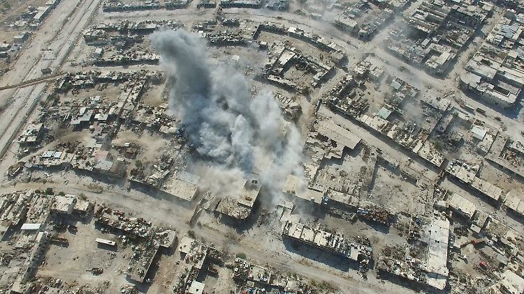 Vor allem die Bombenangriffe Russlands und Syriens in Aleppo stoßen in westlichen Staaten auf scharfe Kritik.