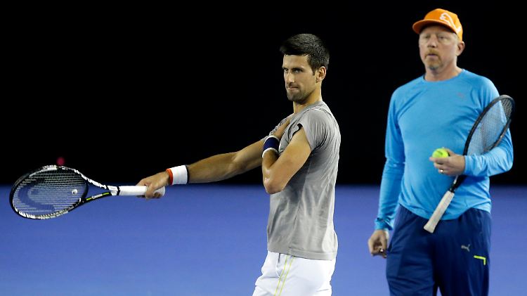 Boris Becker mit Novak Djokovic vor den Australian Open 2016.