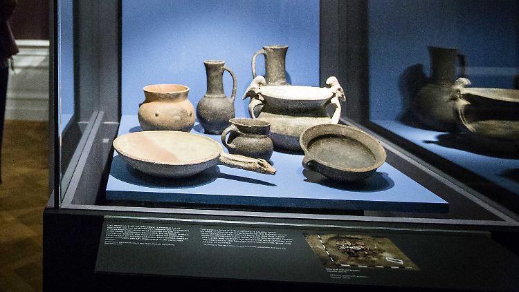 Blick in die Ausstellung "Die Krim: Gold und Geheimnisse des Schwarzen Meeres" im Allard Pierson Museum in Amsterdam. Der Goldschatz der Krim lagert nun vorübergehend an einem sicheren, unbekannten Ort.