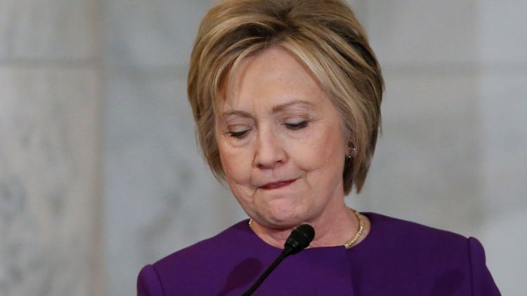 Die Verabschiedung des Senators Reid ist Clintons zweiter Auftritt nach der Wahlniederlage gegen Trump.