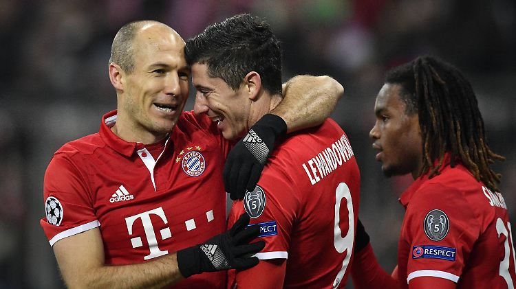 So, und jetzt Leipzig überholen: Arjen Robben und Robert Lewandowski.