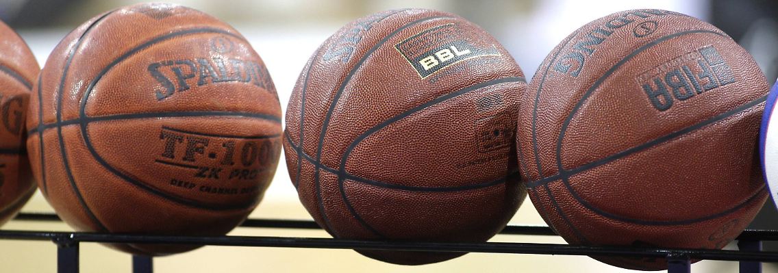 Am 14. Januar treten die Teams "National" und "International" in Bonn gegeneinander an.