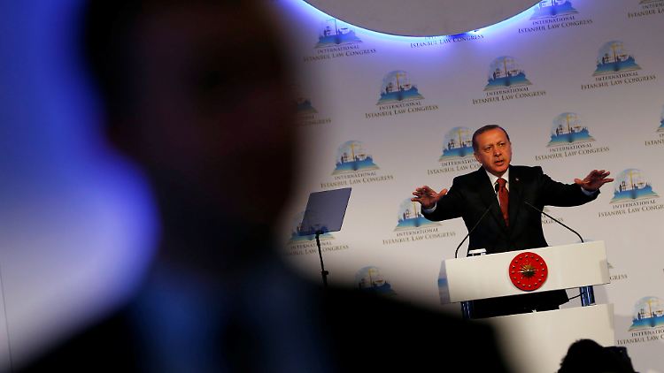 Ist Erdogan auf dem Weg zur Alleinherrschaft?