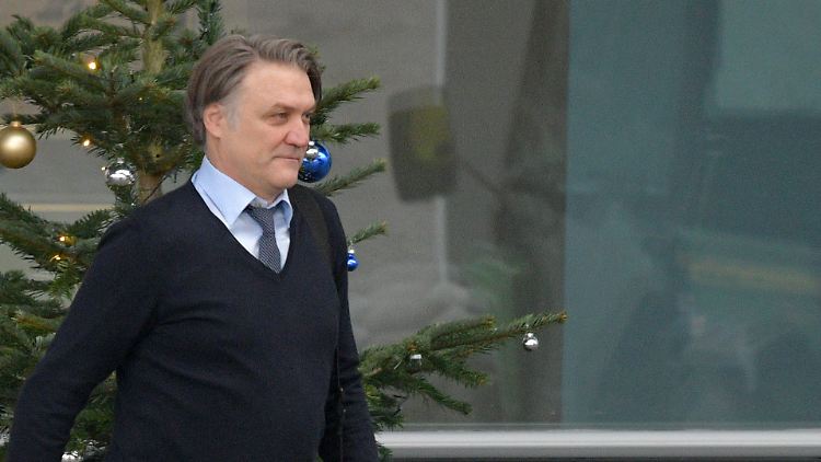 Langfristig nicht genug - für Wintertransfers ausreichend: Dietmar Beiersdorfer mit eigenwilliger Aufgabe beim HSV.