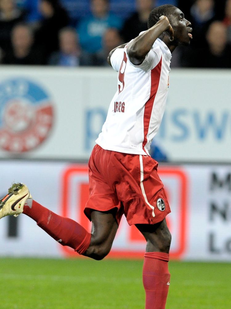 Er mal wieder: Freiburgs Papiss Cissé.